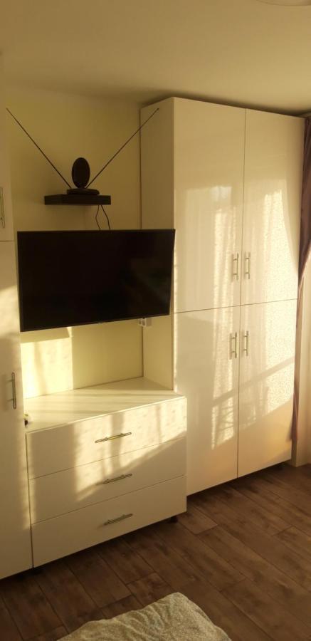 Kr Apartman Siófok Zewnętrze zdjęcie